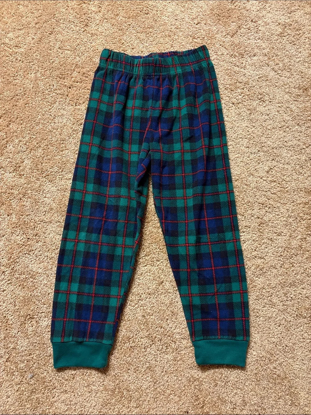 Children’s Place Green and Navy Plaid Pajama Set - Cozy Sleepwear